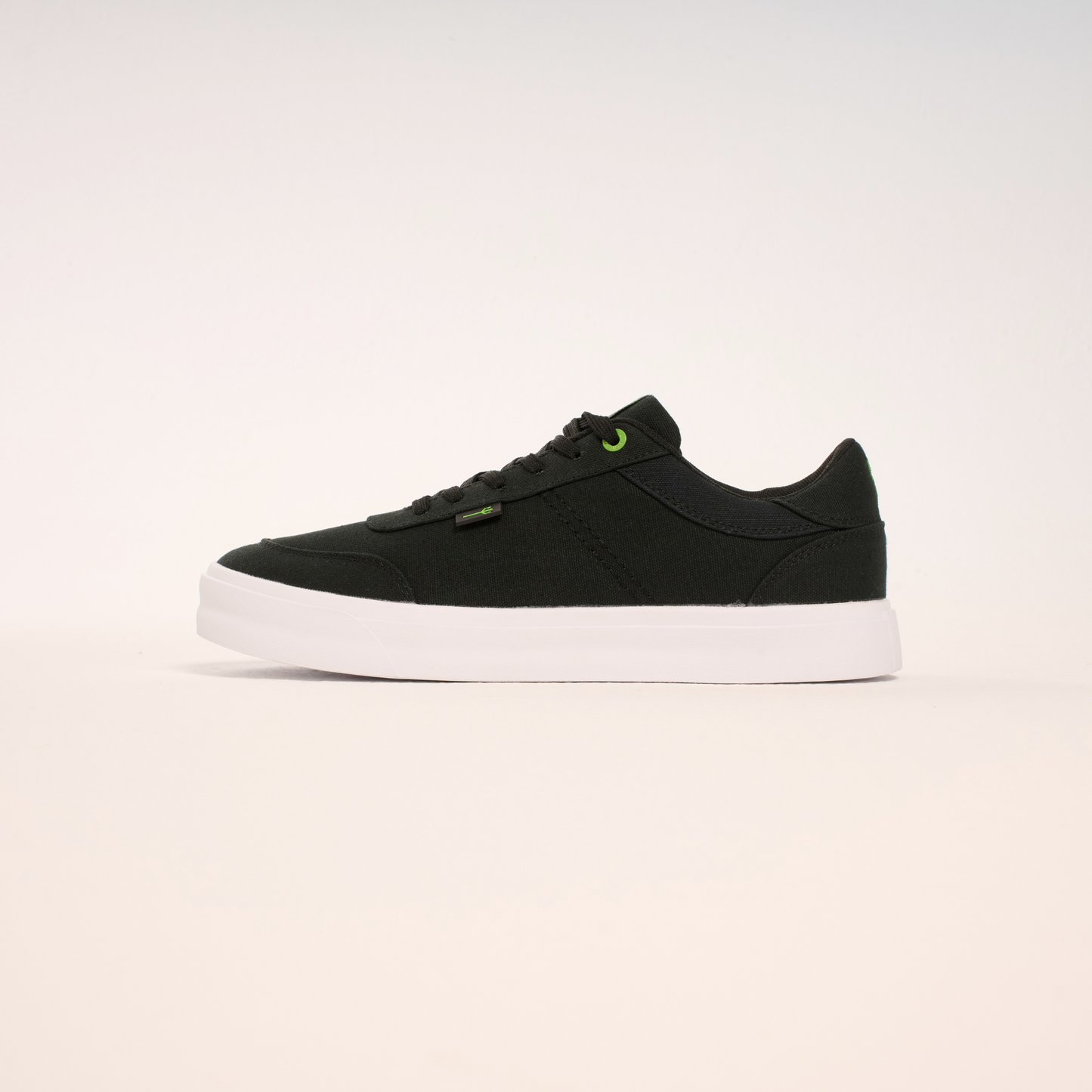 Coastal Cruiser - Black