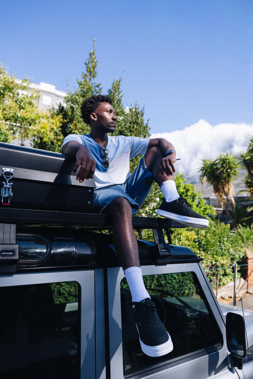 Coastal Cruiser - Black